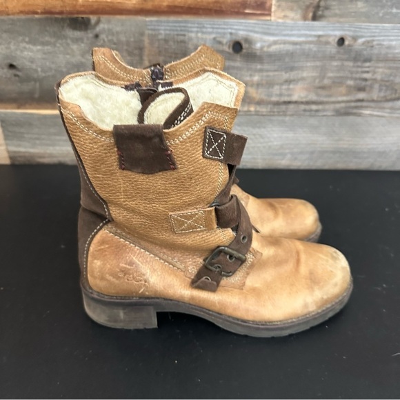 Bos & Co Tan Distressed Leather Boots withh Brown Accent Side Zip Ladies EU 39 - Picture 3 of 10